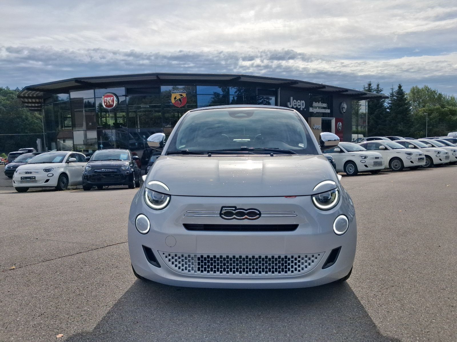 Fahrzeugabbildung Fiat 500 1.0 Hybrid FireFly 48 kW Dolcevita