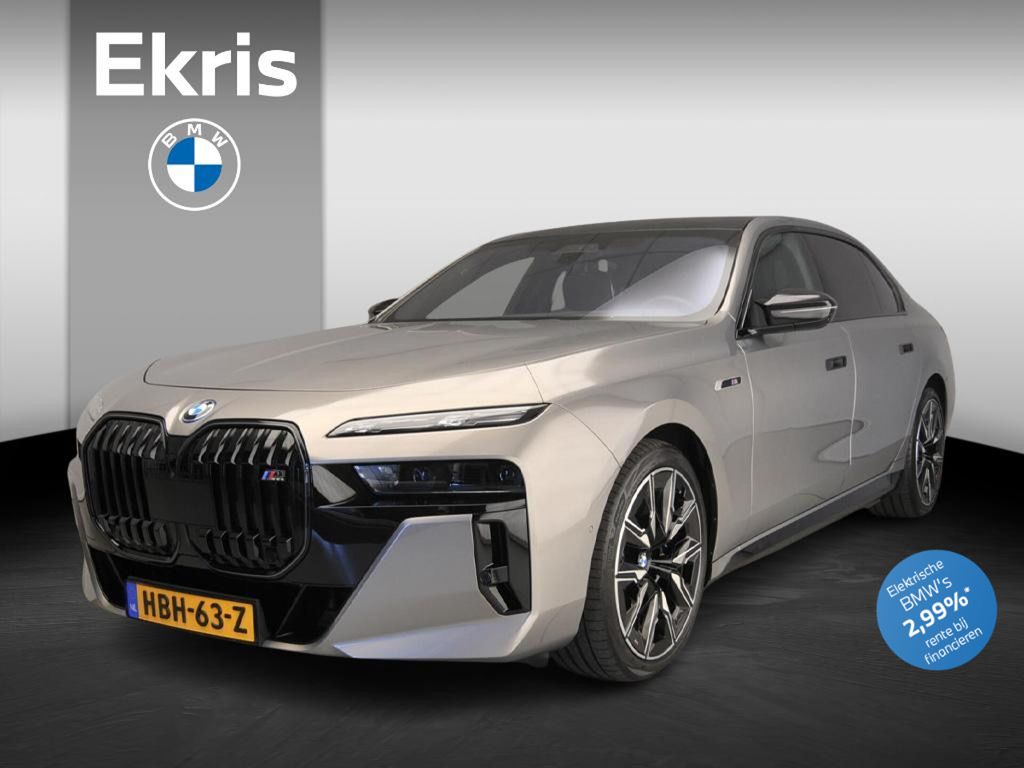BMW i7