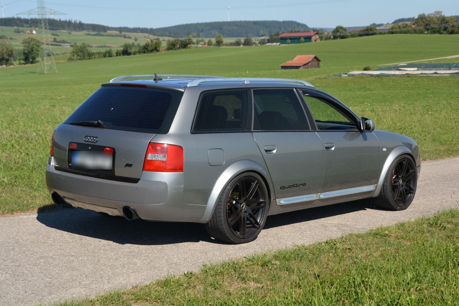 Audi  2005 — rear view