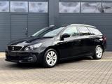 Peugeot 308 1.2 PureTech  Navi, PDC, Business (EU 6d-TEM - Peugeot 308: 1.6