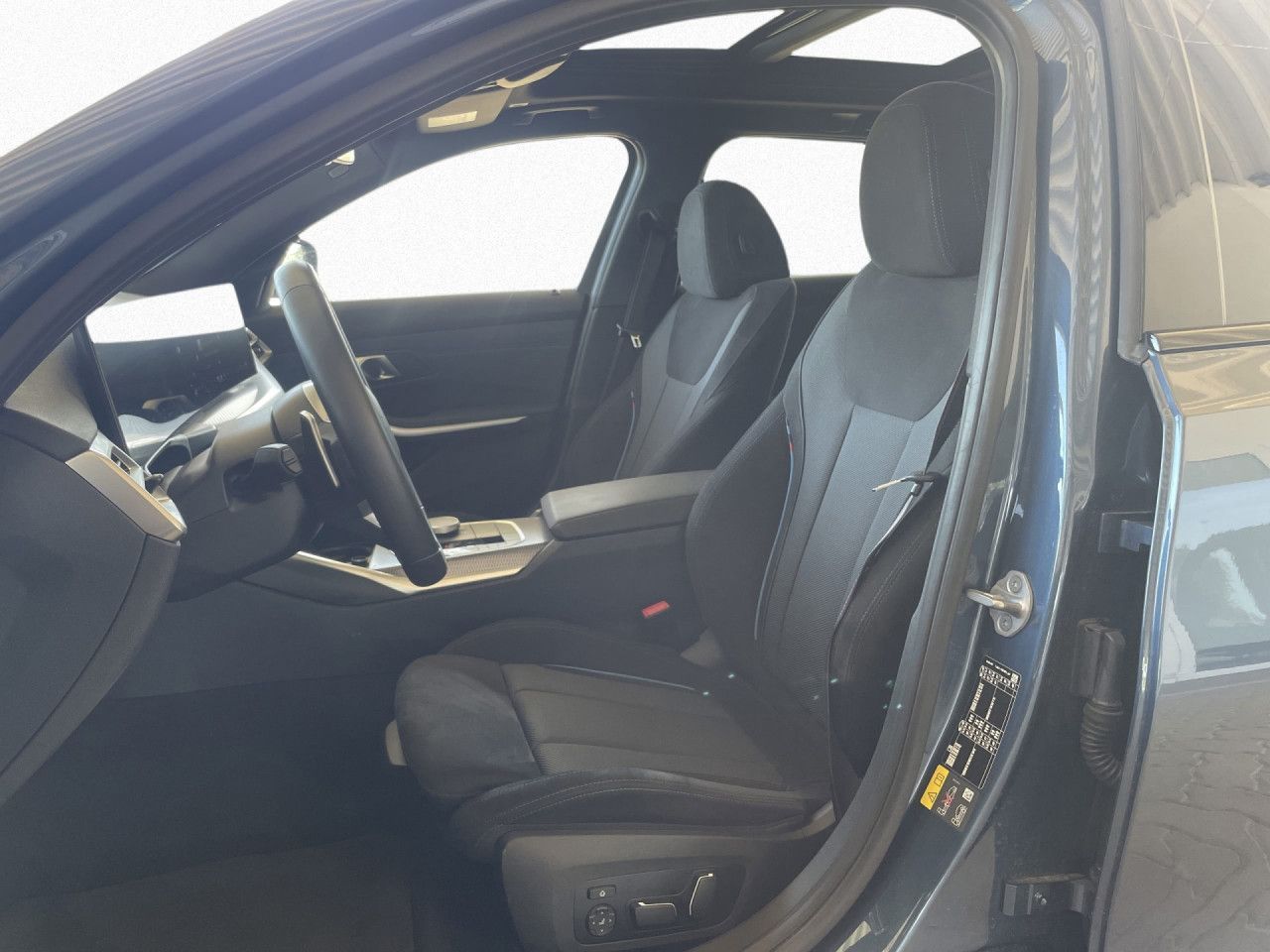 BMW 330 - Bild 17