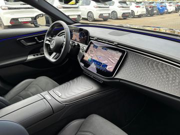 Mercedes E 220 - 5