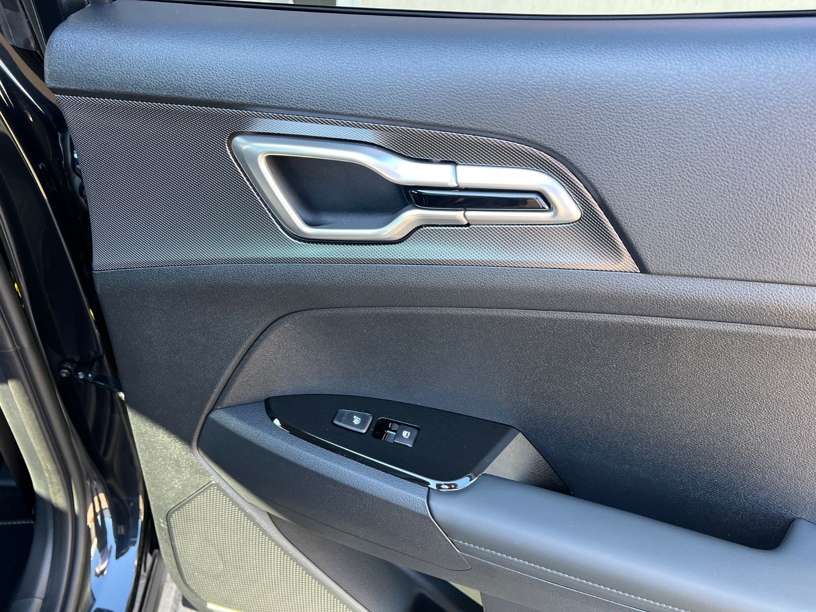 Fahrzeugabbildung Kia SPORTAGE 1.6T 48V 2WD DCT ULTIMATE EDITION