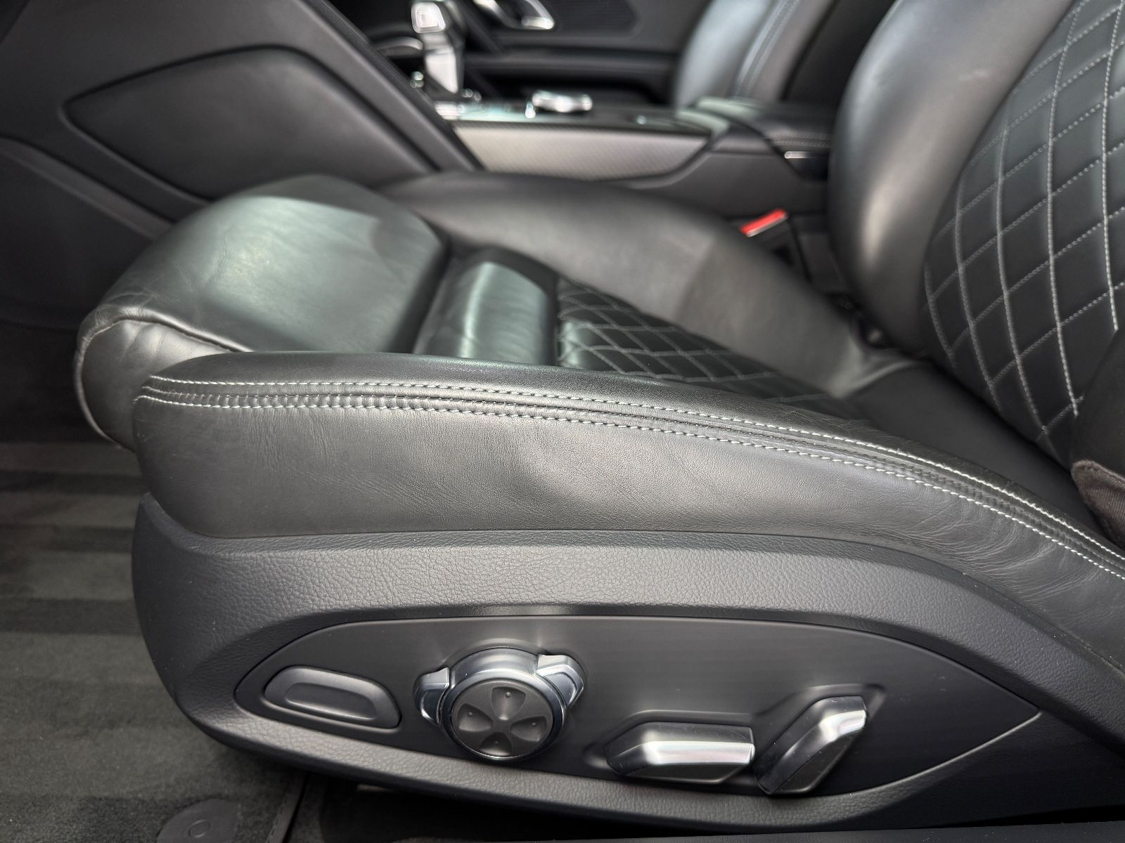 Fahrzeugabbildung Audi R8 Coupe 5.2 FSI V10 plus|CARBON|VOLL