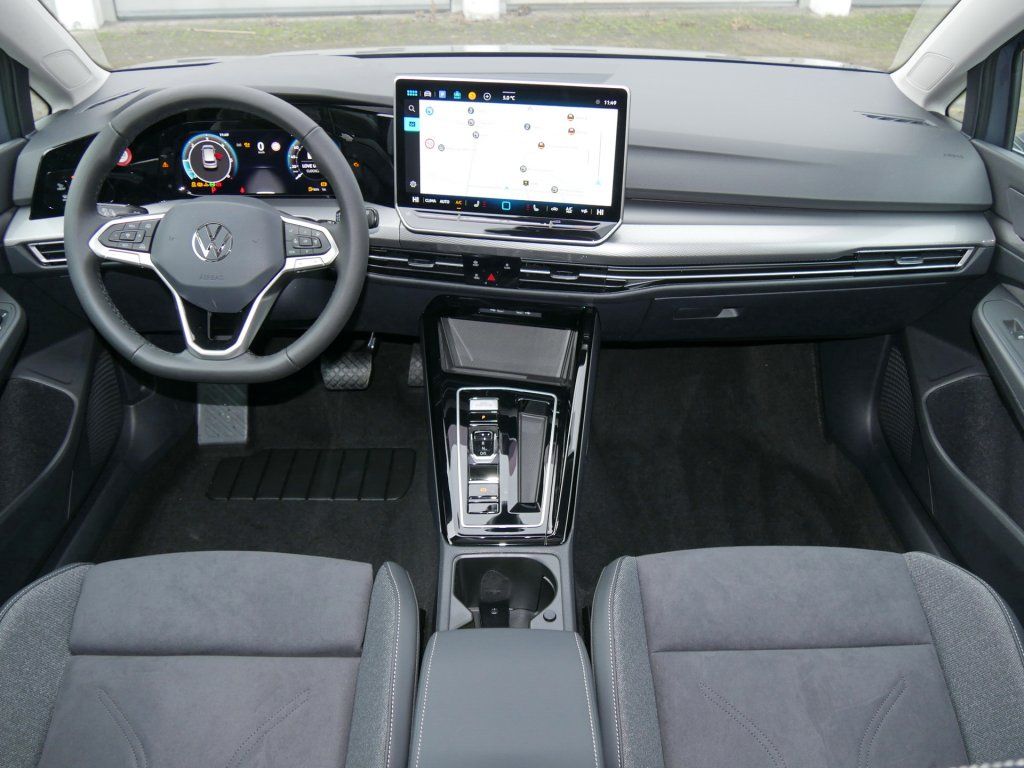 Fahrzeugabbildung Volkswagen Golf Style 2.0 TDI DSG AHK Matrix-LED