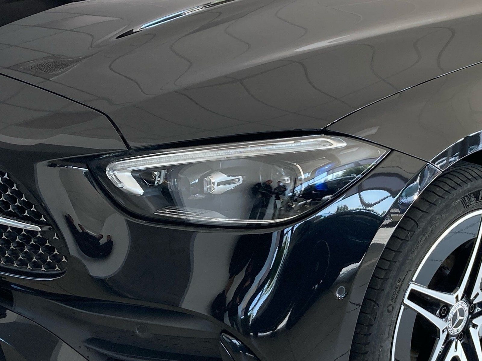 Fahrzeugabbildung Mercedes-Benz C 300 e AMG*Distro*360°*DIGITAL*Sound*Night*Totw