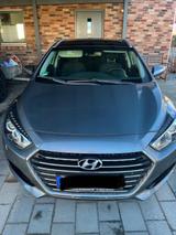 Hyundai Verkaufe Hyundai i40 1.7 CRDI Kombi Bj. 05/18 - Hyundai i40 aus 2018