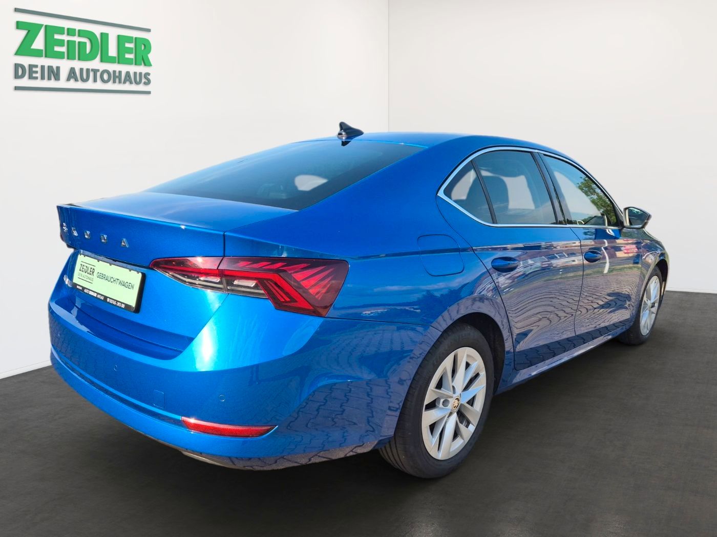 Skoda Octavia Style 2.0 TDI DSG LM Navi Kam 2xKlima DC imagem 3