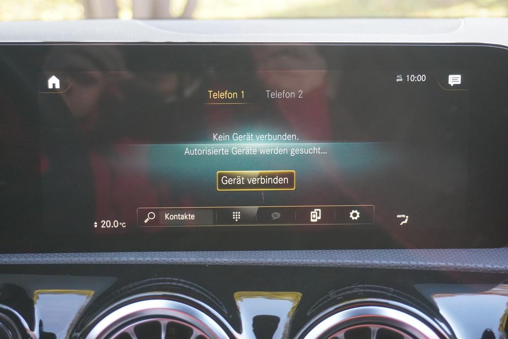 Mercedes-Benz CLA 200