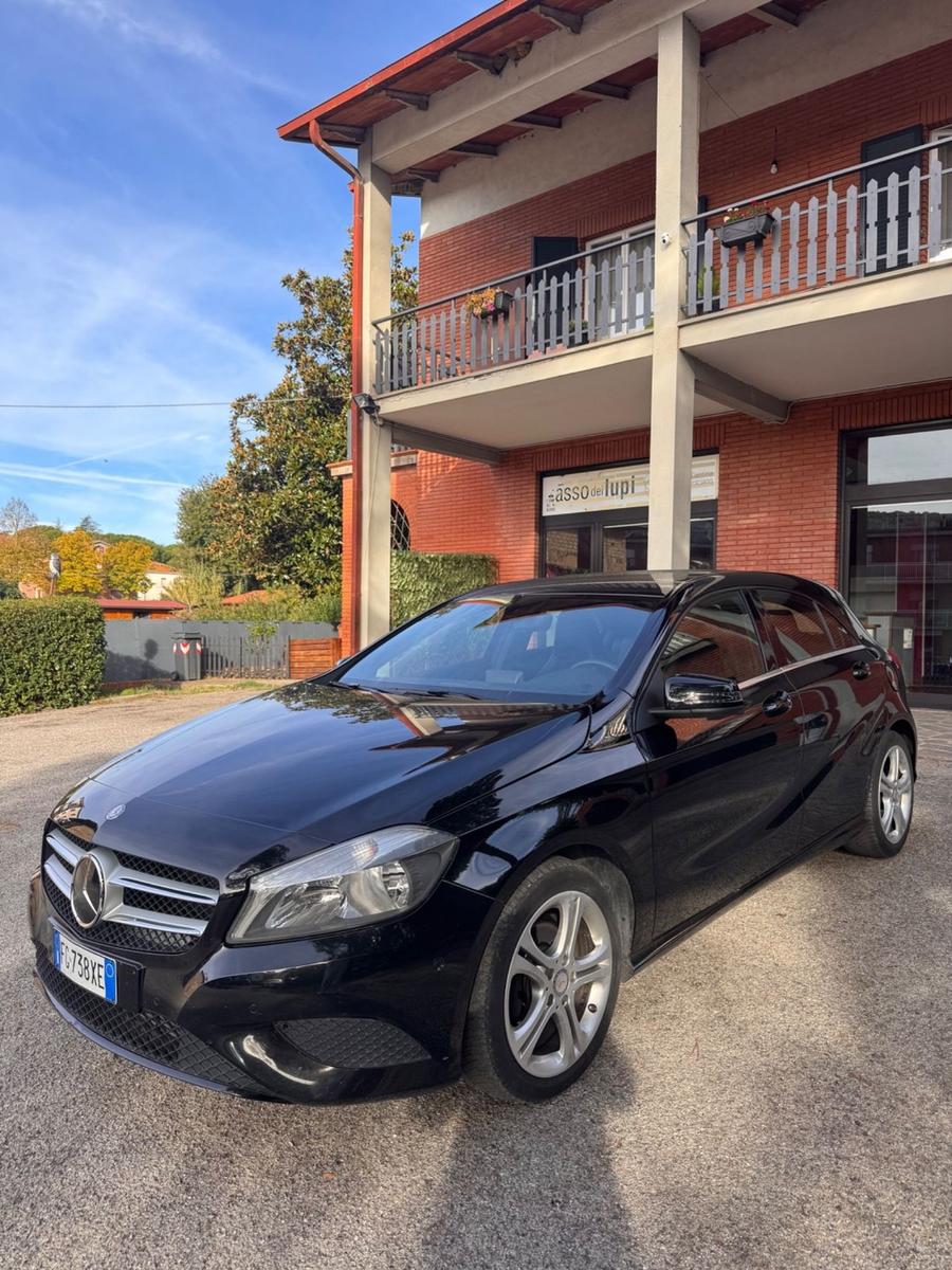 Mercedes-Benz A 180