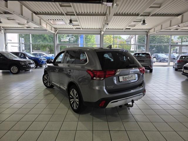 Mitsubishi Outlander 2.0 Active, CVT, AHK Klima Navi