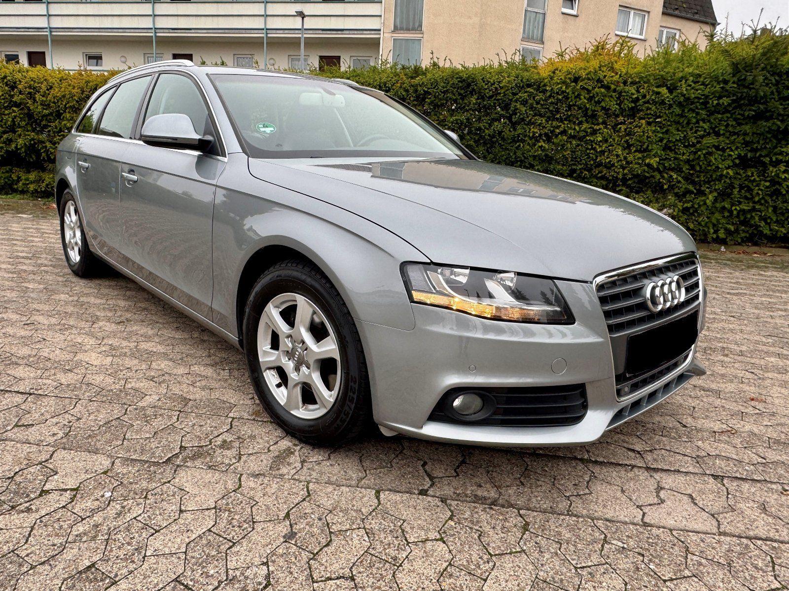 Audi A4 2008 — interior