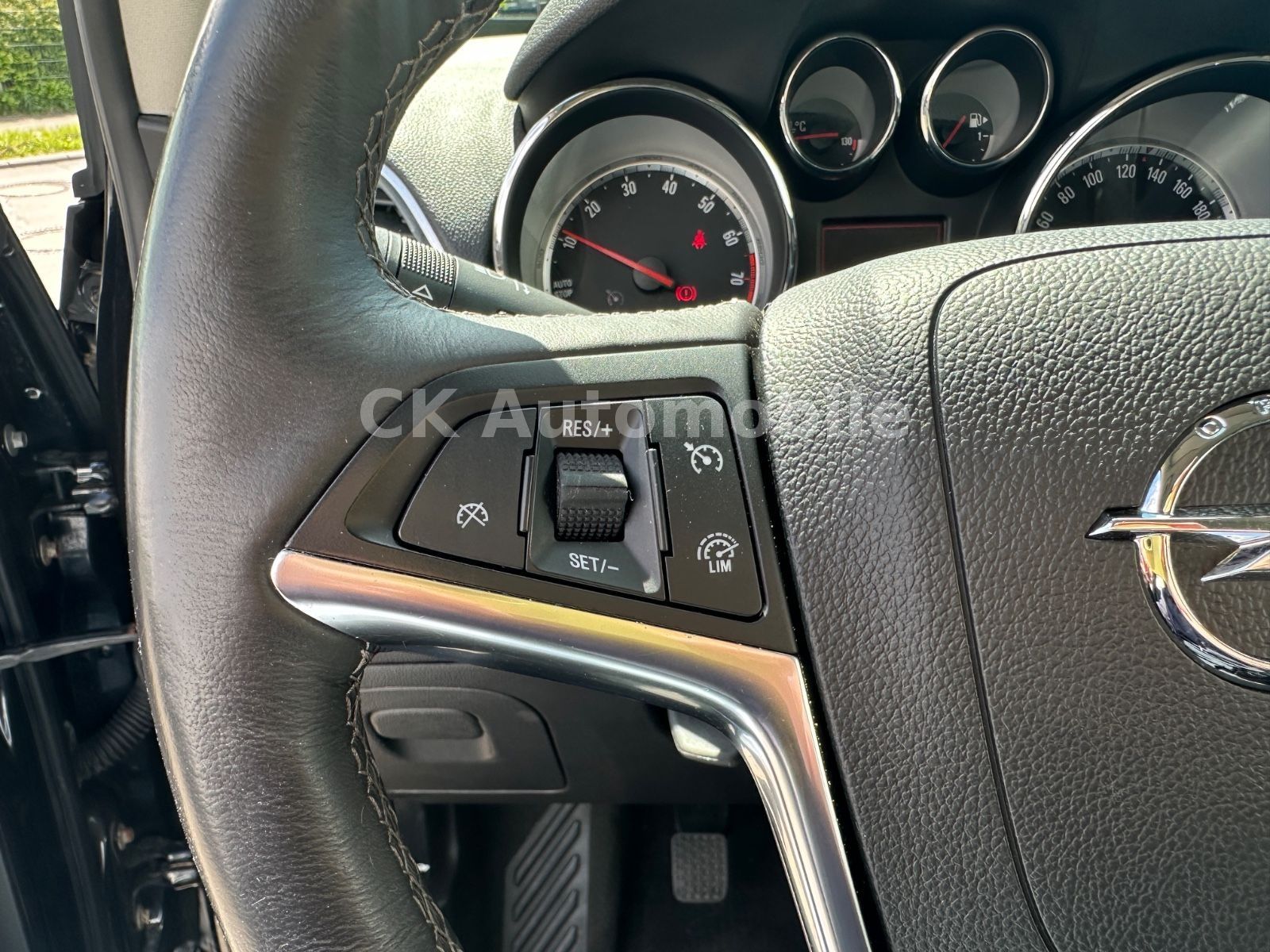 Fahrzeugabbildung Opel Mokka Edition ecoFlex 1.4 Turbo/Klima/Kamera/AHK