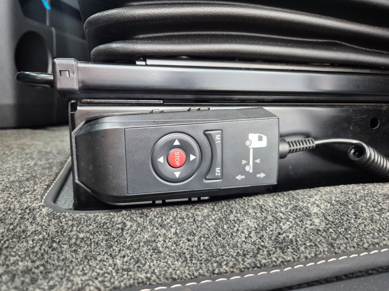 Fahrzeugabbildung Mercedes-Benz Actros 1848 LS Öl-Retarder Standklima BigSpace