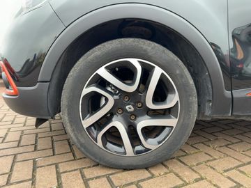 Renault Captur Luxe ENERGY TCe 90 PS Navi, SHZ