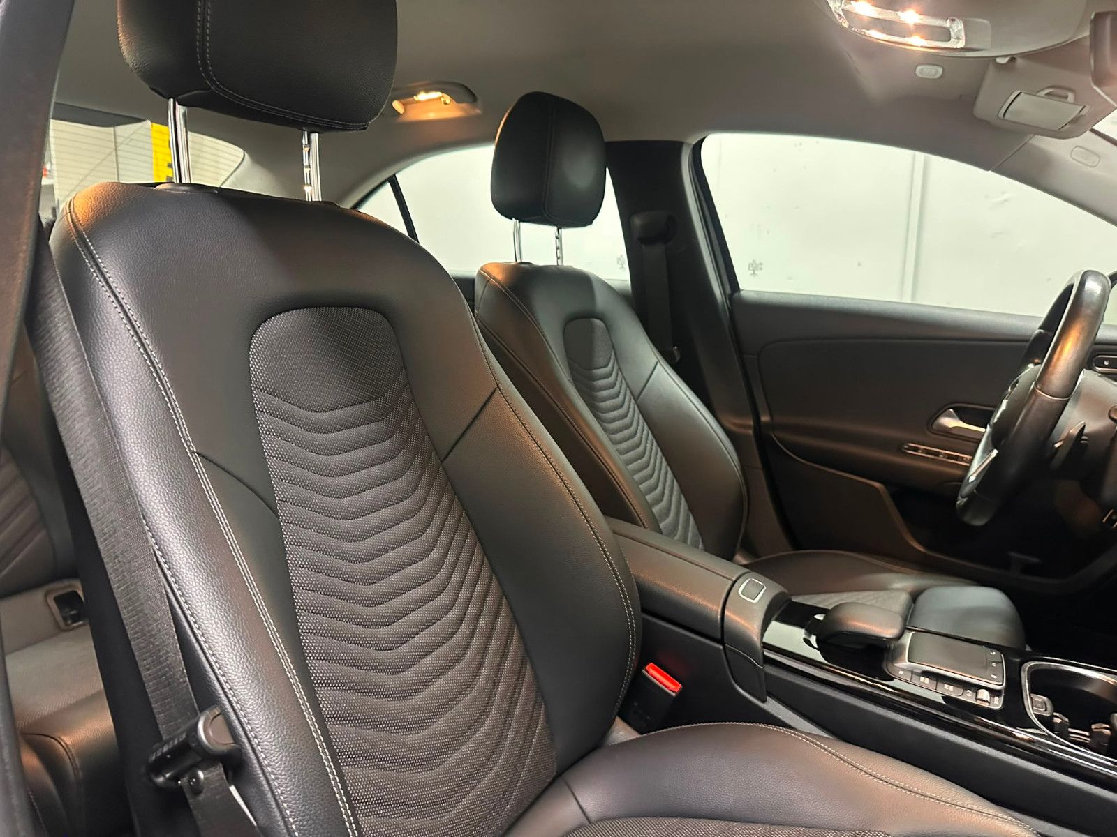 Fahrzeugabbildung Mercedes-Benz A 200 d Limousine NAVI*KLIMA*SH*TOTWI*SPURH*LED*