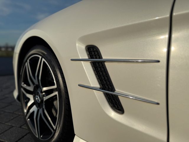 Mercedes-Benz SL 400 2LOOK Edition AMG|Massage|Panorama|Logic7