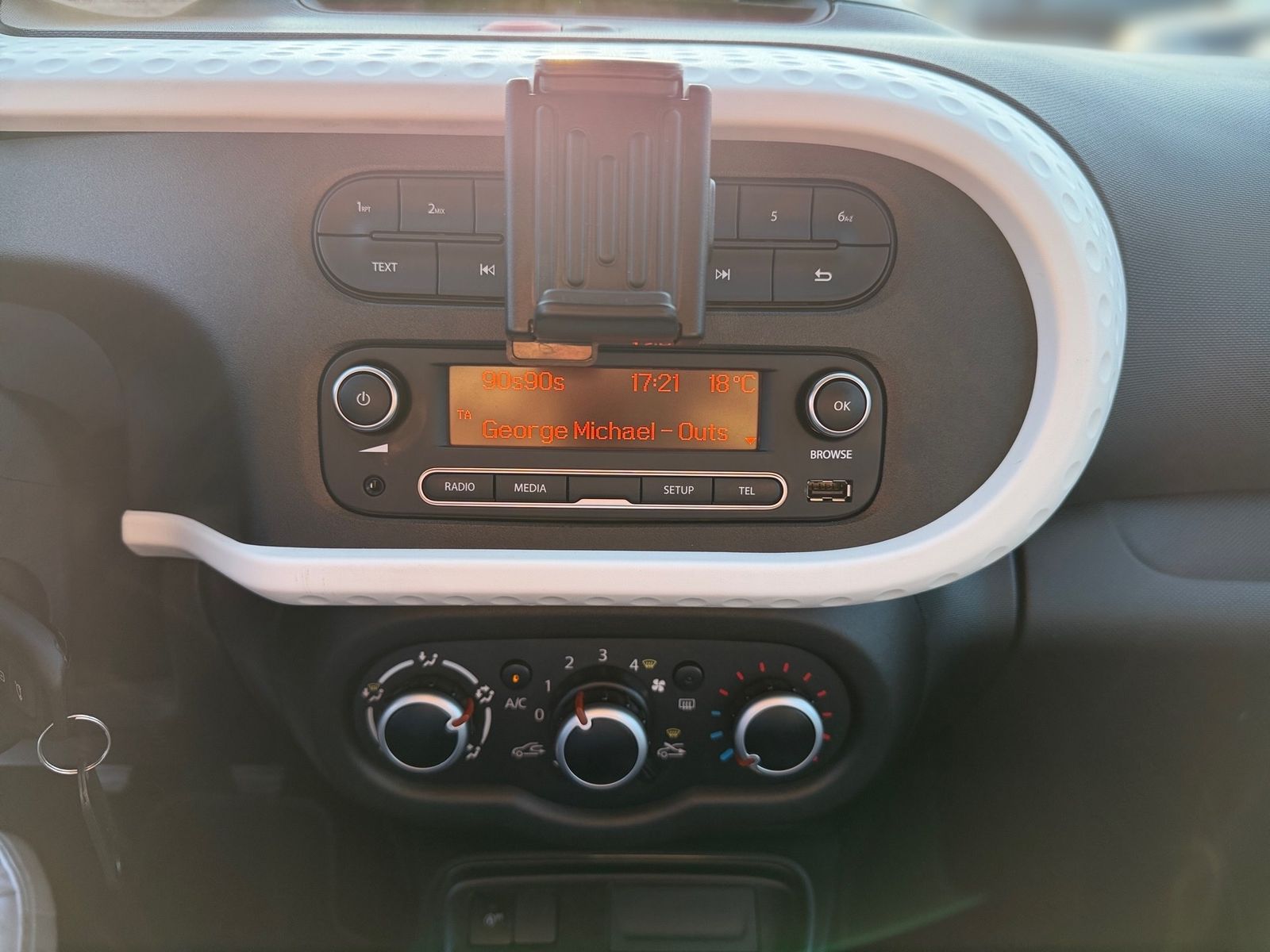 Fahrzeugabbildung Renault Twingo Limited