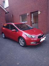 Kia cee'd / Ceed 1.6 CRDi Spirit Automatik Spirit - Kia aus 2014 mit Diesel-Antrieb: Kombi, Cee D