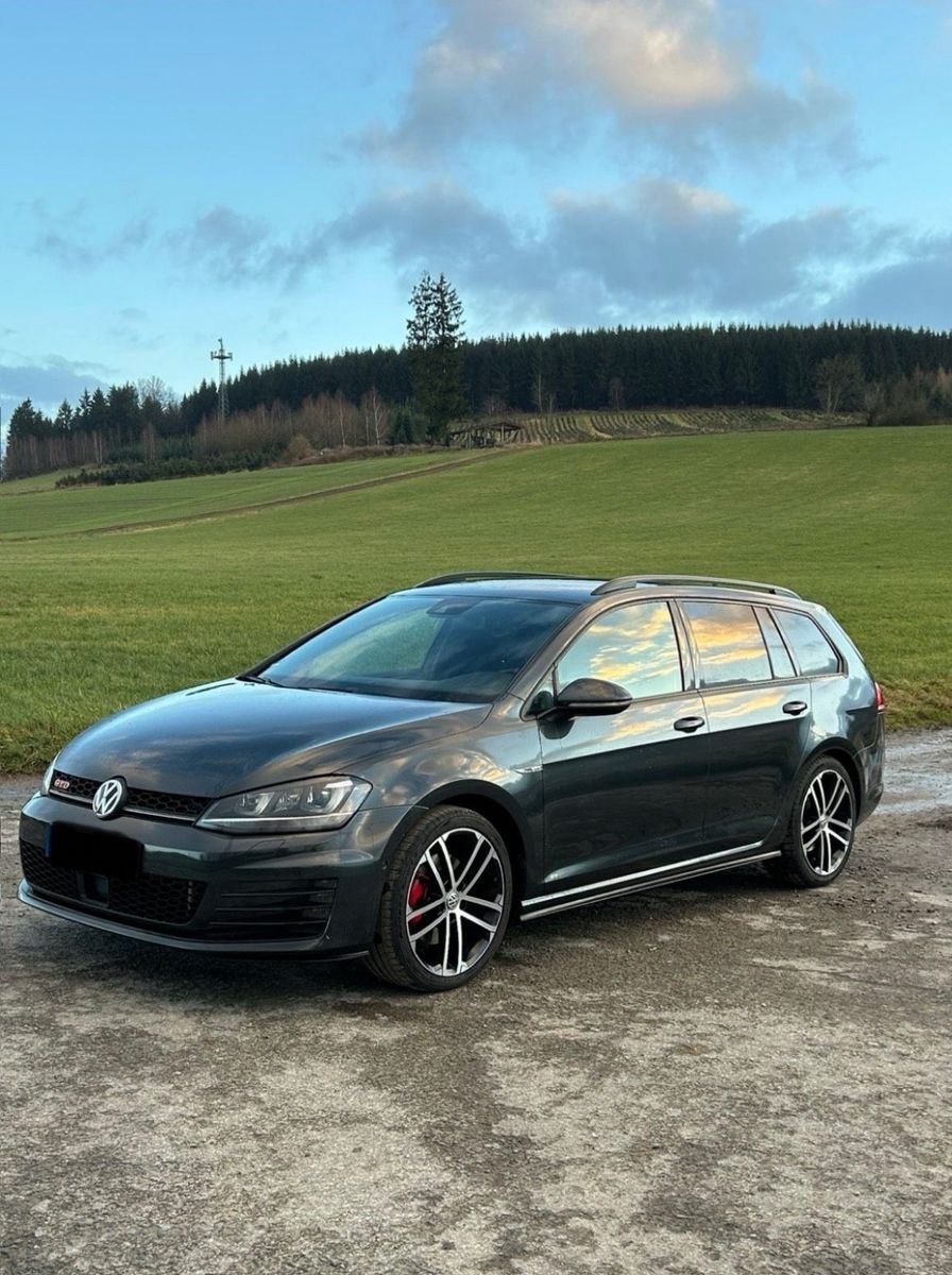 VW Golf