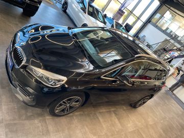 BMW 218 d Gran Tourer Sport Line *Kamera*Klima*Navi*