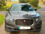 Jaguar F-Pace 30d AWD AHK *TÜV und Inspektion neu* - Jaguar F-Pace von privat