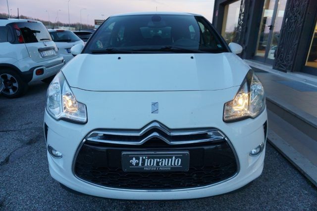 DS Automobiles DS AUTOMOBILES DS 3 1.2 VTi 82 So Chic NEOPATENT