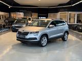 Skoda Karoq 1.0 TSI DSG Style+Apple Carp.+NAV+LED+DAB+ - silberne Skoda Karoq