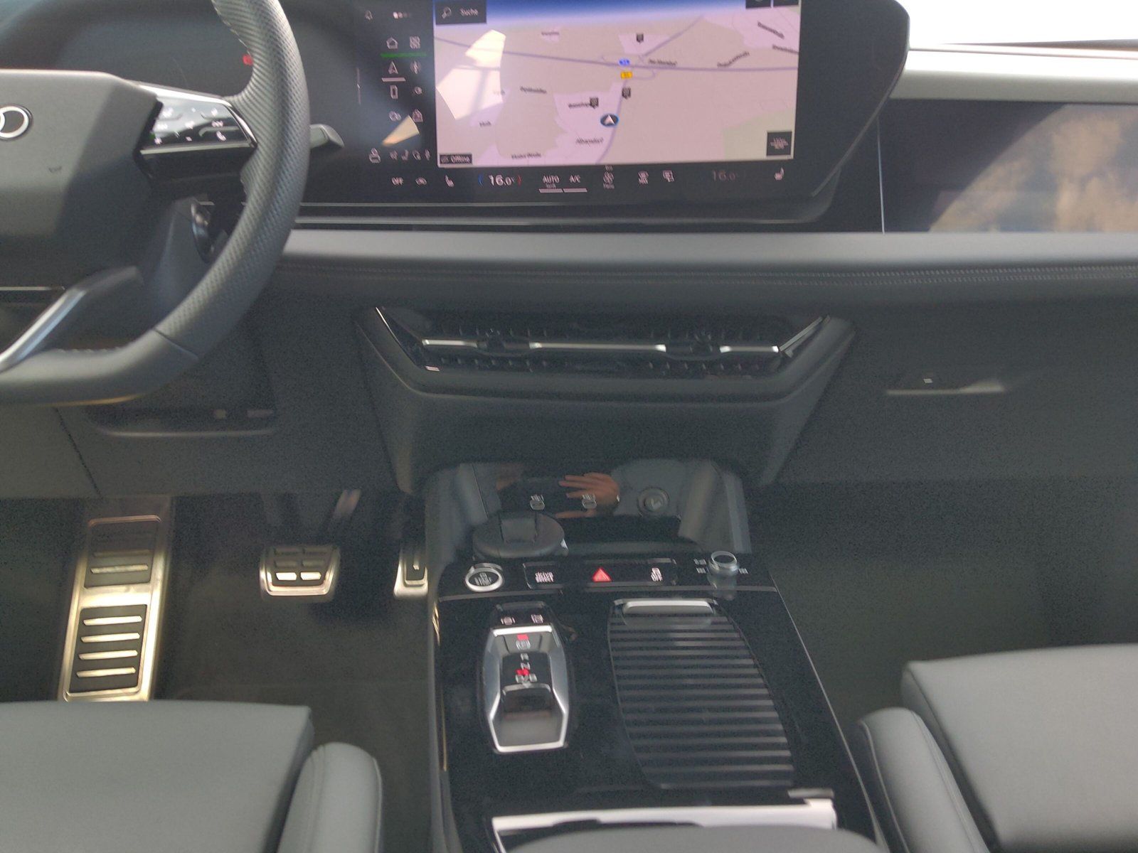 Audi SQ6 e-tron - Bild 15