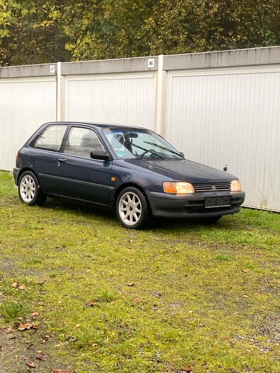 Toyota Starlet