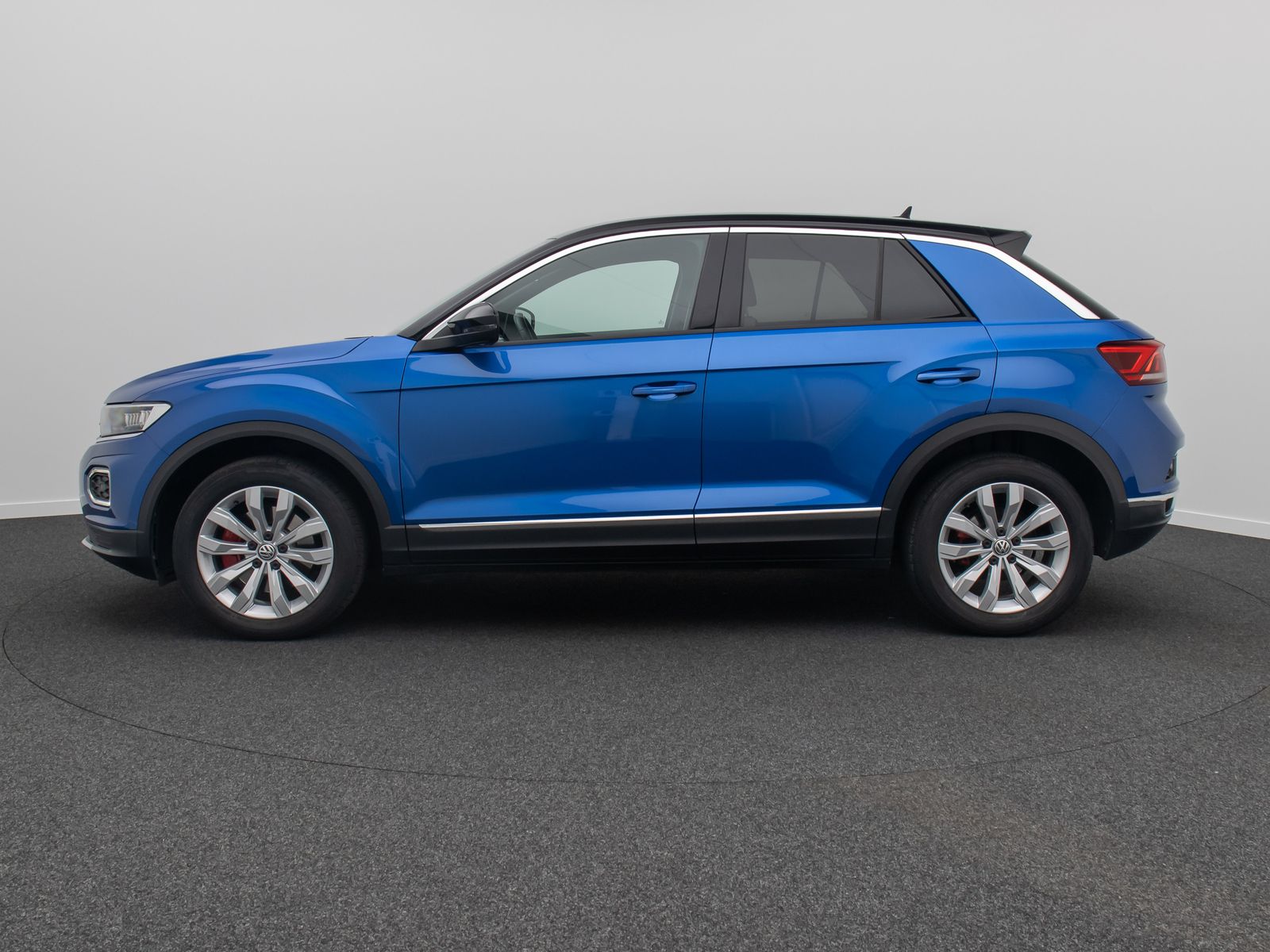 Fahrzeugabbildung Volkswagen T-Roc Sport 4Motion ACC Navi PDC AppleCar HiFi A