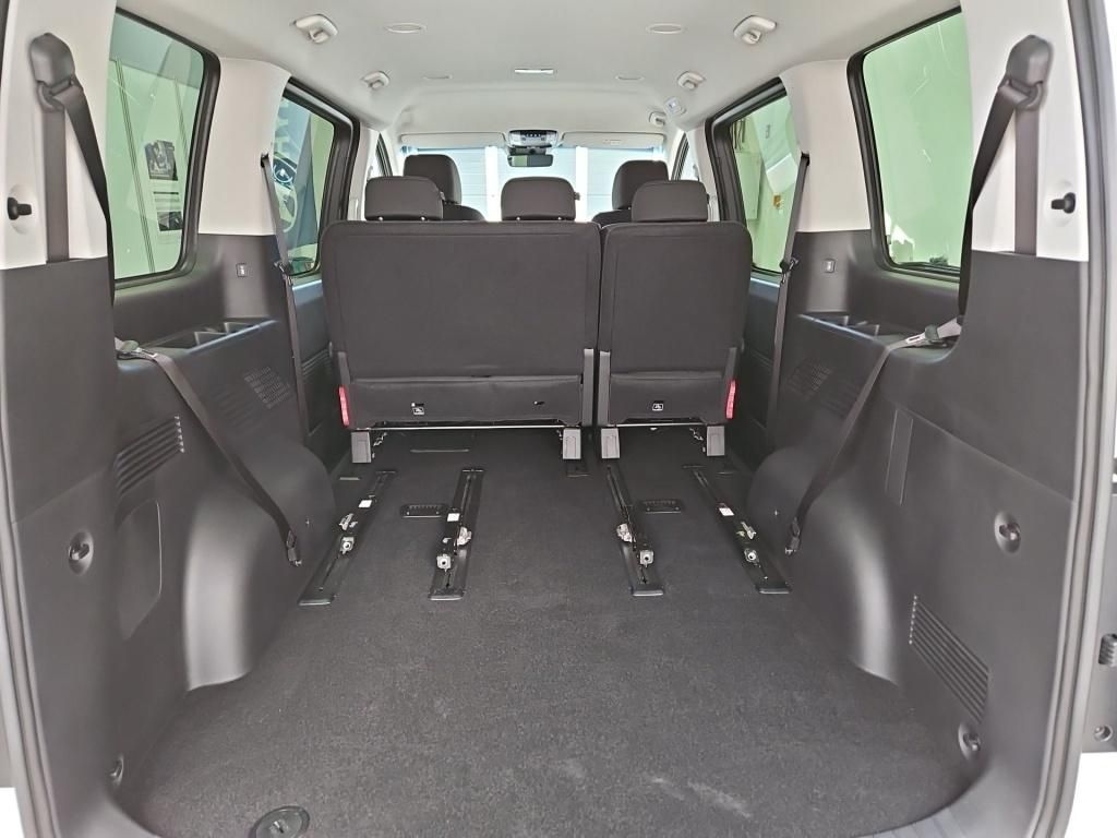 Fahrzeugabbildung Hyundai STARIA (9-Sitzer) HEV 1.6 T-GDI 2WD 6-AT Trend