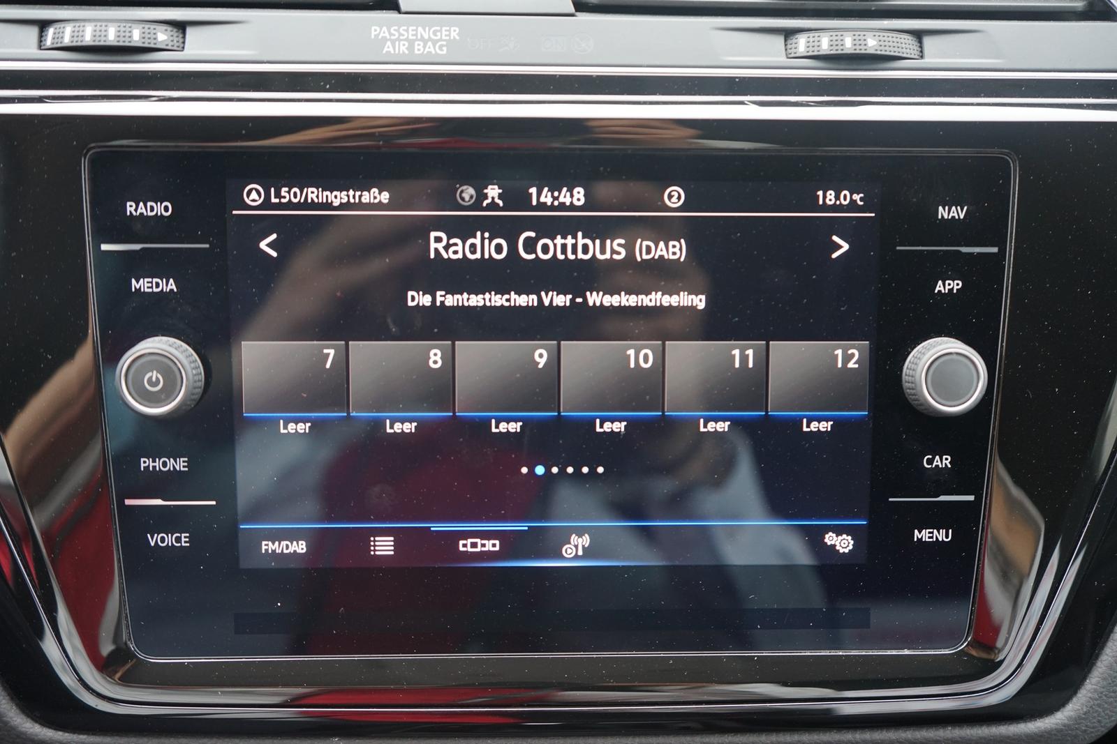 Volkswagen Touran 1.5 TSI DSG R-line LED Navi Totwinkel DAB, миниатюра 30