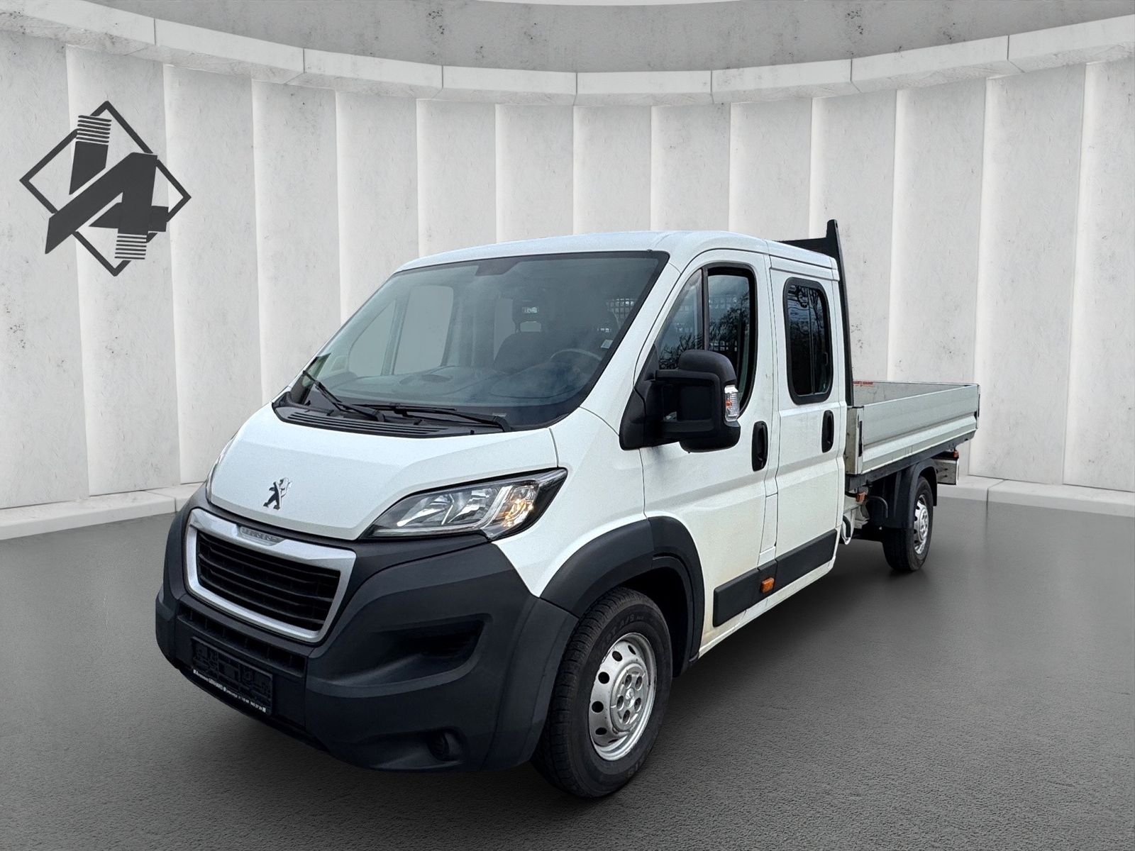 Fahrzeugabbildung Peugeot Boxer 435 L4 BlueHDi 165 DoKa*Klima*AHK*DOPPELK*