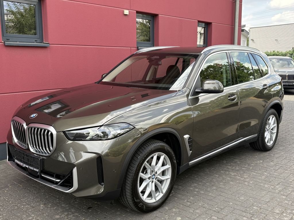 Image of BMW X5