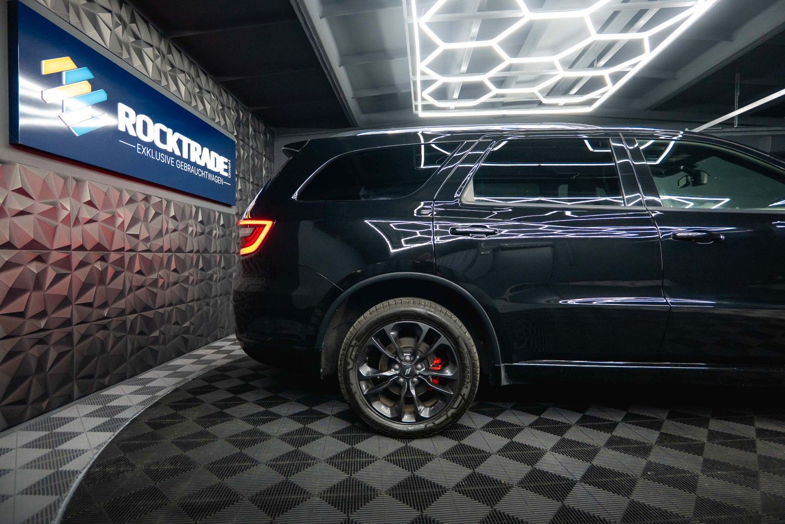 Fahrzeugabbildung Dodge Durango 3.6 V6 GT 4x4 SRT-Style Night Modell 22