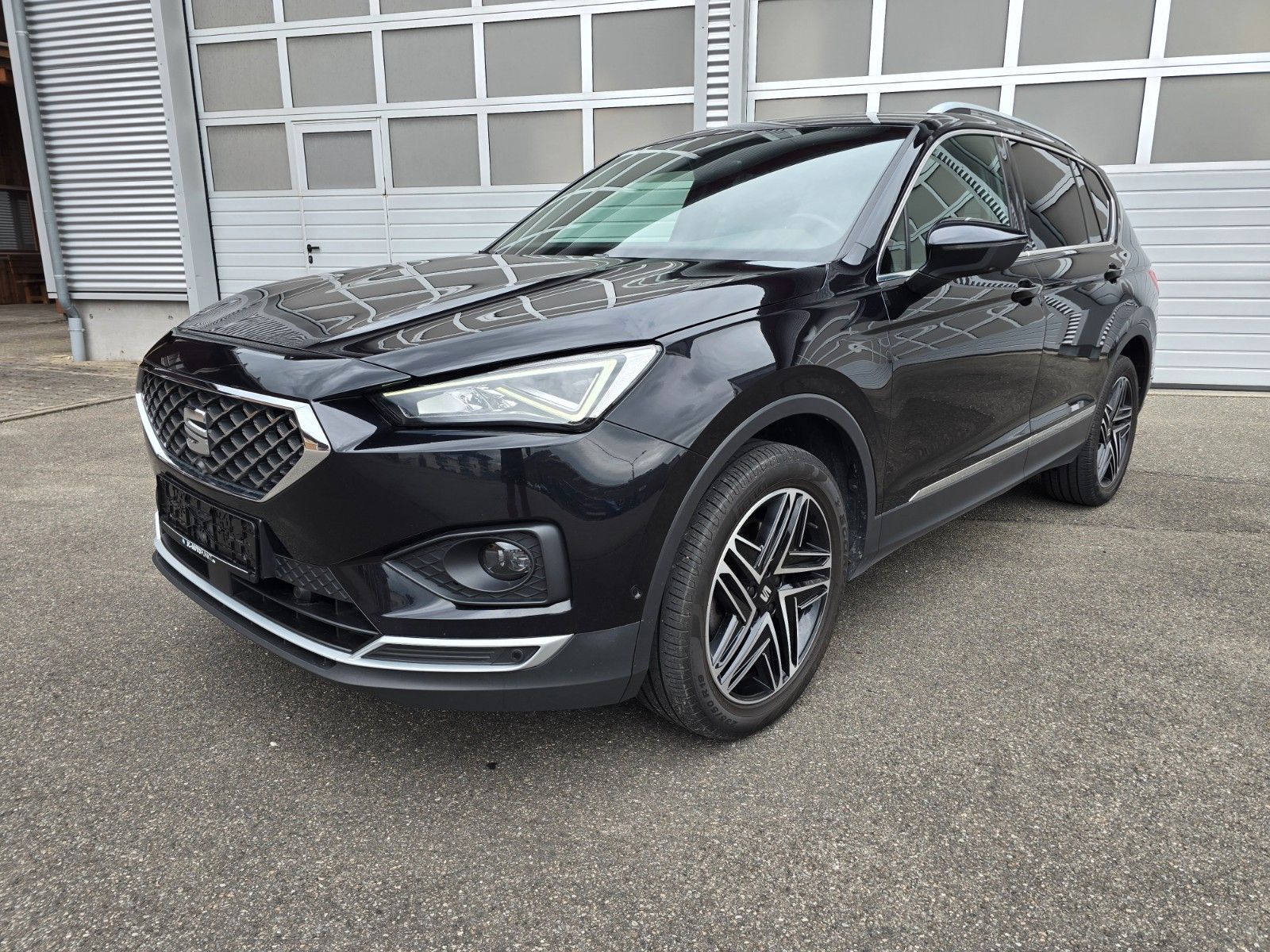 SEAT Tarraco Xcellence, 4x4, 7 Sitzer,, Benzin
