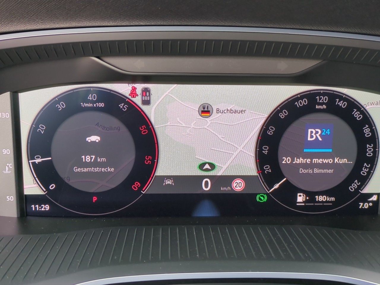 Fahrzeugabbildung SKODA Octavia Combi Selection TDI DSG,AHK