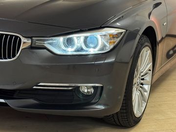 BMW 320 - 4