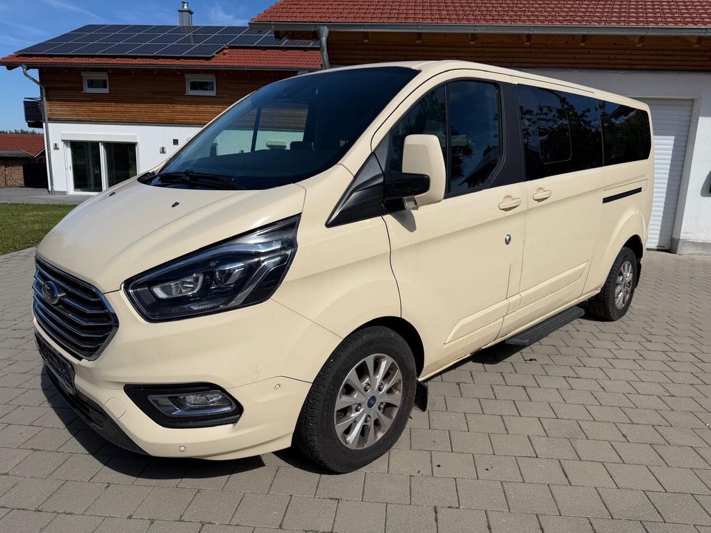 Image of Ford Tourneo Custom
