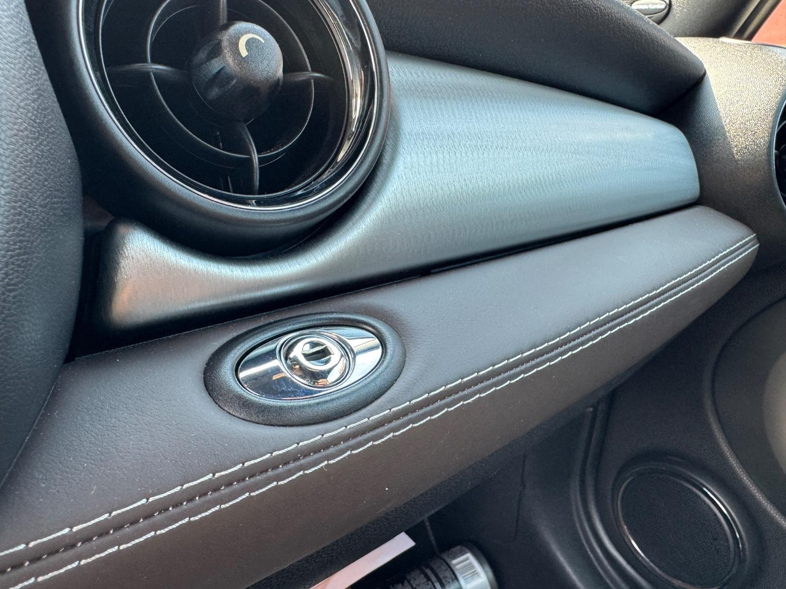 MINI Cooper S Cabrio Highgate Leder Bi-Xenon PDC Temp