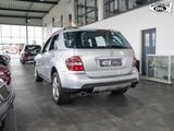Mercedes-Benz ML 350 - Mercedes-Benz Geländewagen aus dem Jahr 2006