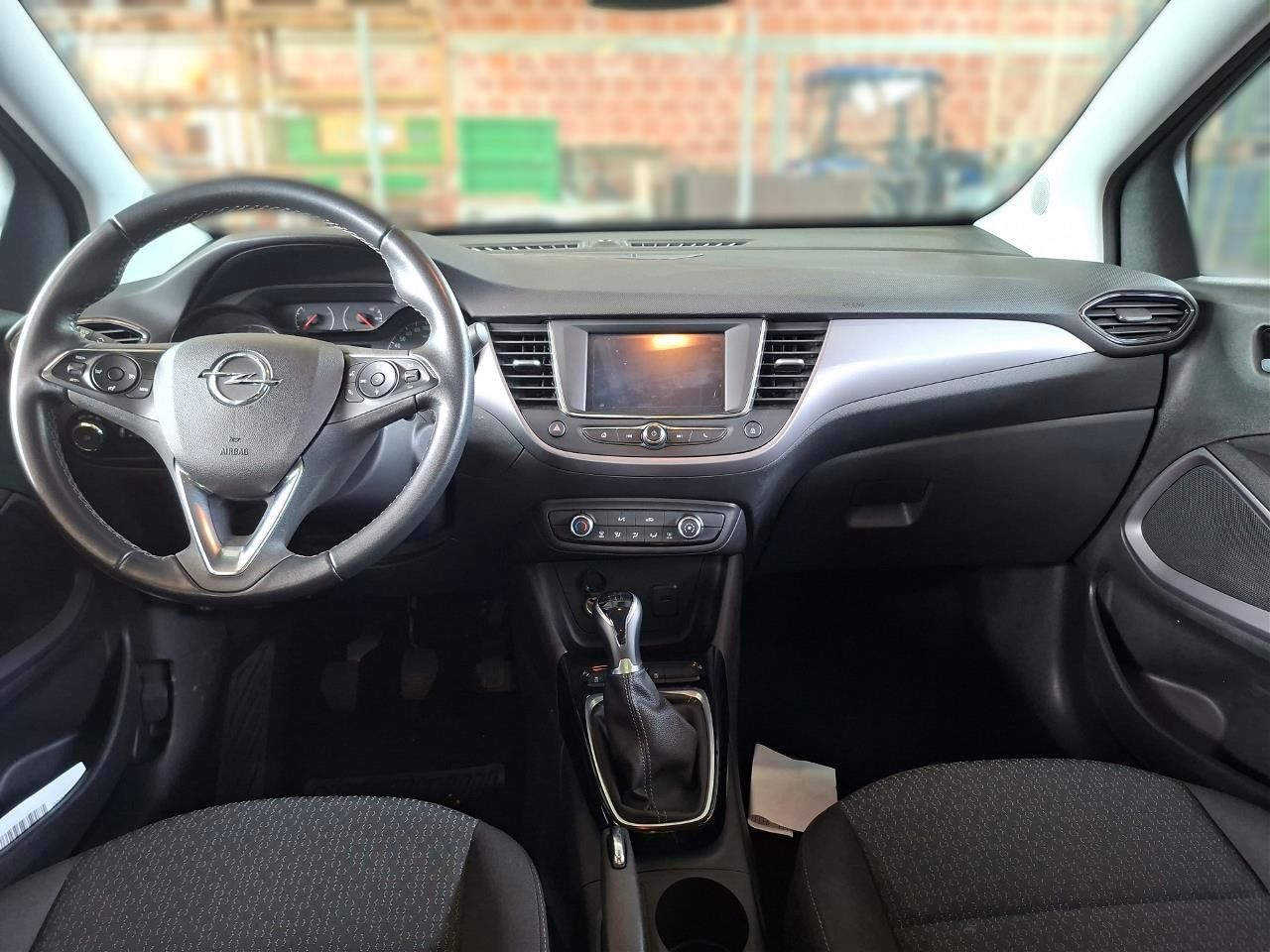 Fahrzeugabbildung Opel Crossland (X) 1.2 EDITION NAVI/LED/KAMERA/TEMP.