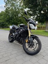 Triumph Street Triple - 2012 STREET TRIPLE