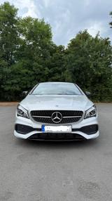 Mercedes-Benz CLA 200 - Coupe // AMG Line // Night Paket - Mercedes-Benz CLA 200: Coupé