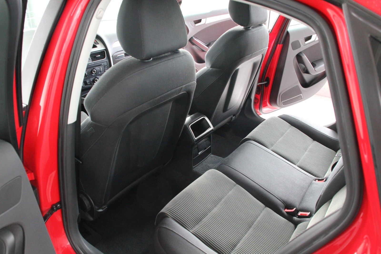 Fahrzeugabbildung Audi A4 1.8 TFSI Lim. Ambition