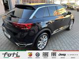 Volkswagen T-Roc Sport 1,5 TSI 150PS DSG LED LEDER NAVI - VW T-Roc Gebrauchtwagen in Berlin