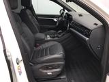 Volkswagen Touareg 3.0 V6 TDI 286 PS 4M R-Line AHK/LUFT/21- - Volkswagen Touareg: V6 TDI