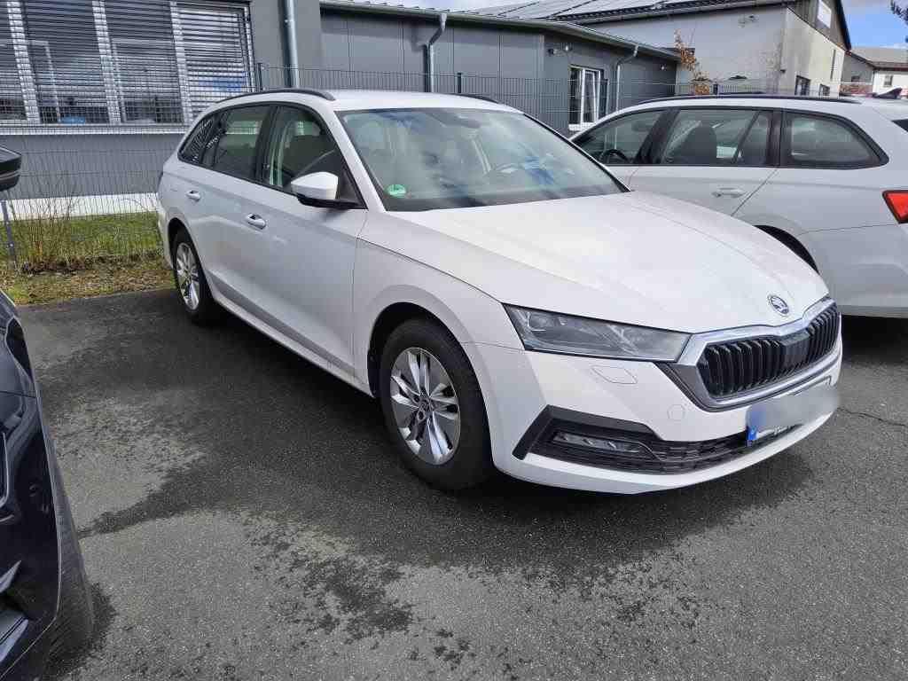 Skoda Octavia Combi Ambition Matrix/Keyless/4xSHZ