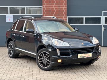 Porsche Cayenne - 2